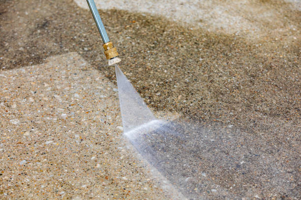Best Sign and Awning Cleaning  in Chattahoochee, FL