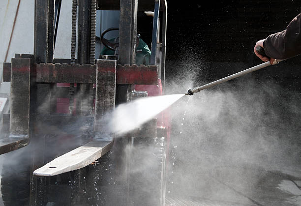Best Roof Washing  in Chattahoochee, FL